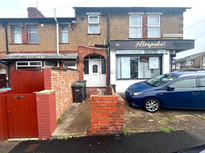 Studio To Rent In St. Catherines Avenue, Luton, Bedfordshire, LU3
