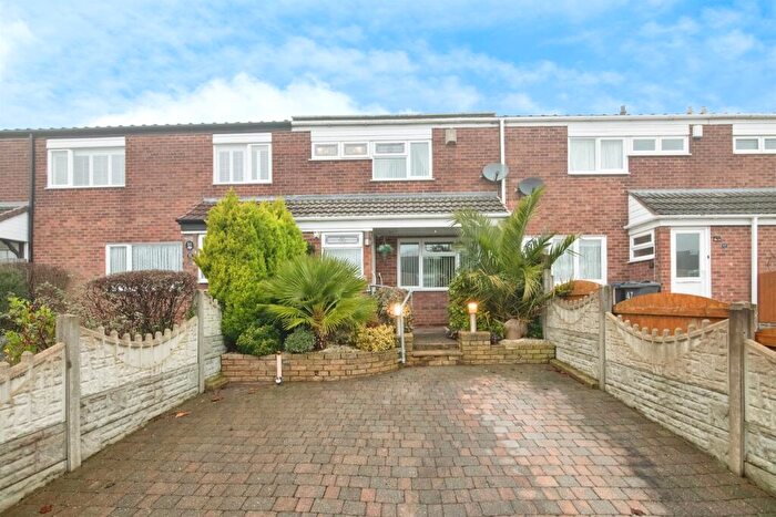 3 Bedroom Terraced House For Sale In Foredraft Close, Birmingham, B32