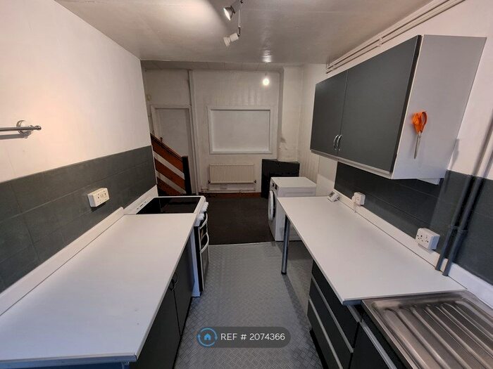 2 Bedroom End Of Terrace House To Rent In East Ridings Of Yorkshire, East Ridings Of Yorkshire, HU8