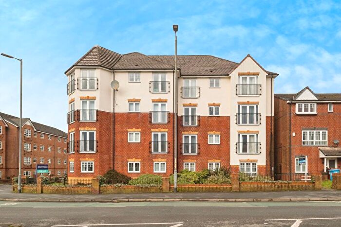2 Bedroom Flat For Sale In Kilmaine Avenue, Manchester, Greater Manchester, M9