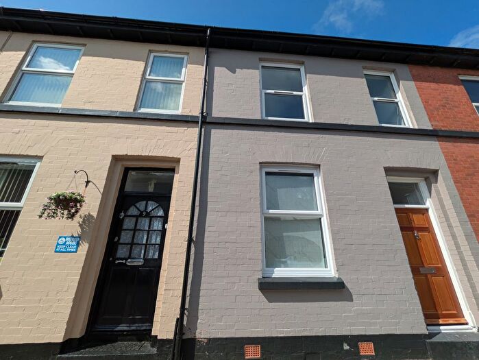 3 Bedroom Property To Rent In Albert Road, Liverpool, L22