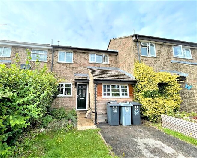 2 Bedroom Terraced House To Rent In Mayfield Close, Carterton, Oxfordshire, OX18
