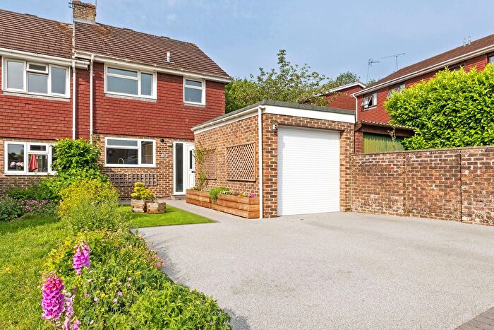 3 Bedroom Semi-Detached House For Sale In Cundell Way, Kings Worthy, SO23