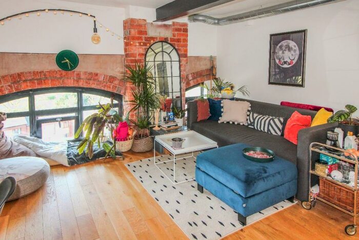 1 Bedroom Apartment To Rent In Elisabeth Mill, Elisabeth Gardens, Stockport, SK5