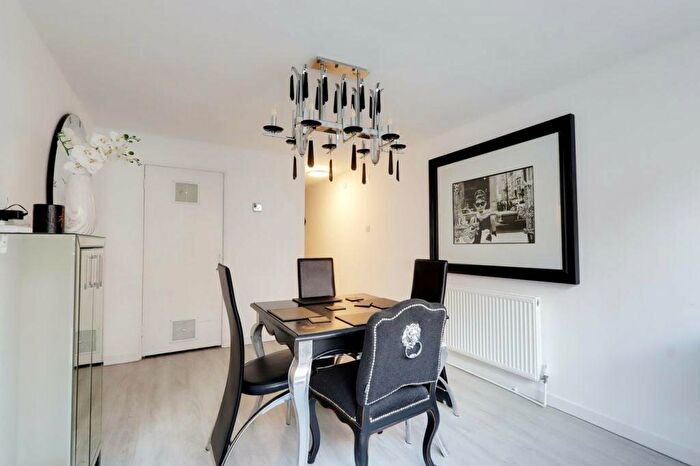 Property To Rent In Watergate Row South, Chester, CH1