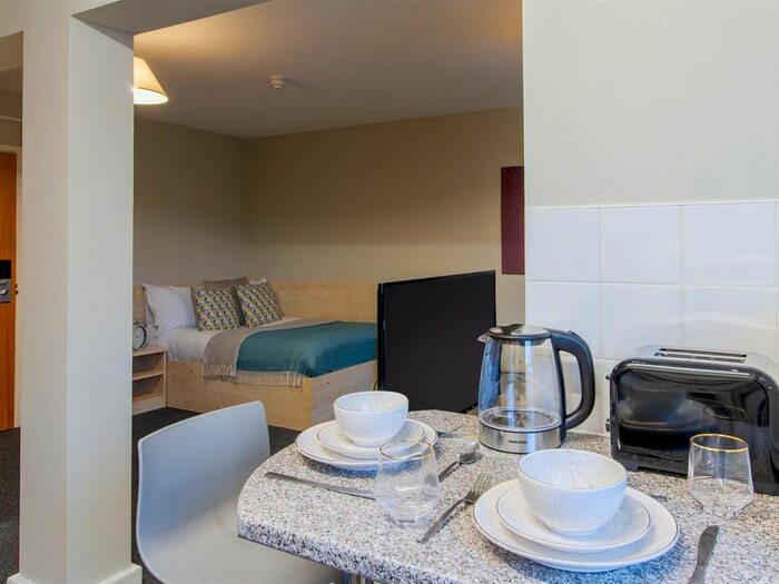 Studio To Rent In Far Gosford Street, Coventry, CV1