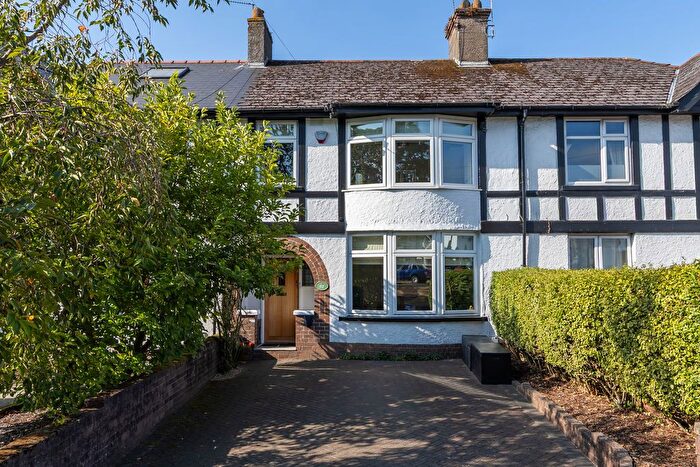3 Bedroom Terraced House For Sale In Redlands Road, Penarth, CF64