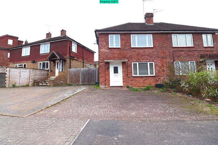 3 Bedroom Semi Detached House For Sale In Maxwell Gardens, Orpington, BR6