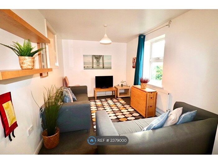 4 Bedroom Flat To Rent In Havelock Street, Loughborough, LE11