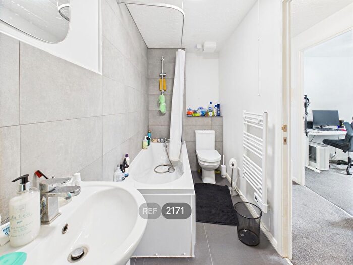 1 Bedroom Flat To Rent In Nicholsons Grove, Colchester, CO1