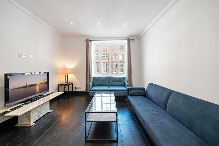 1 Bedroom Flat To Rent In Quebec Court, Seymour Street, London, W1H