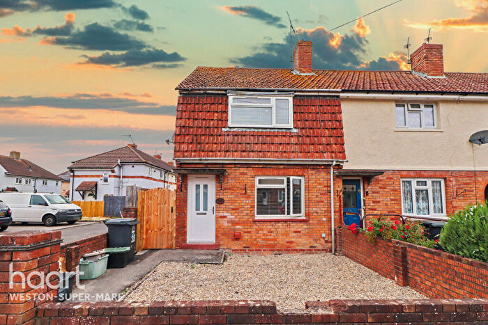 2 Bedroom End Of Terrace House For Sale In Lonsdale Avenue, Weston-Super-Mare, BS23