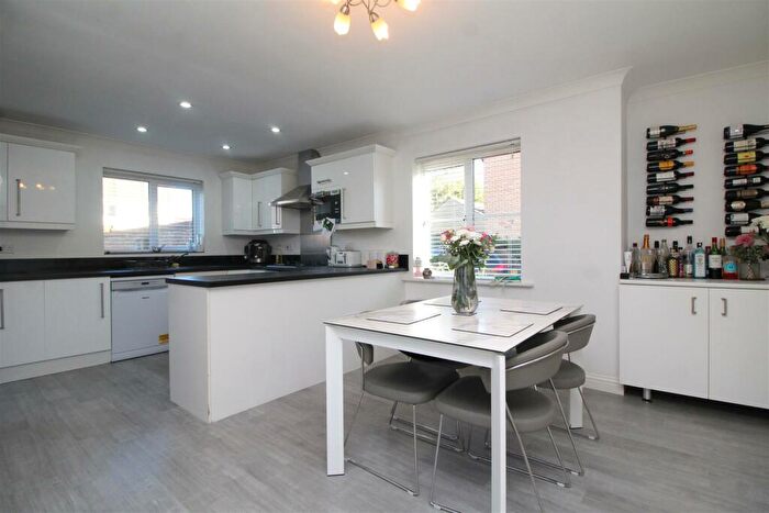 4 Bedroom Detached House For Sale In Standish Court, Peterborough, PE2