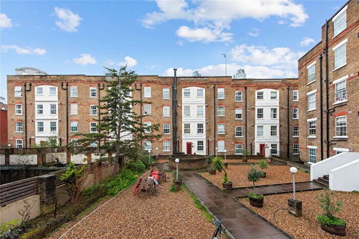 1 Bedroom Flat For Sale In Old Castle Street, London, E1