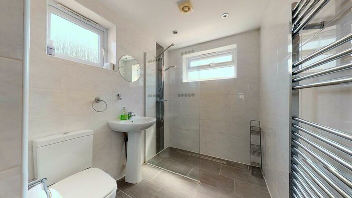 4 Bedroom House To Rent In Broad Street, Loughborough, Leicestershire, LE11