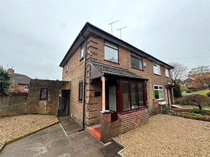 3 Bedroom Semi-Detached House To Rent In Daventry Road, Rochdale, Greater Manchester, OL11