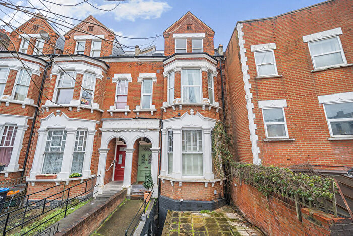2 Bedroom Apartment For Sale In Callcott Road, Queens Park, NW6
