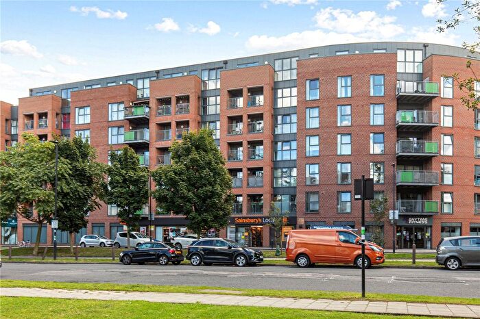 1 Bedroom Garage / Parking To Rent In Mullins Place, London, SW4