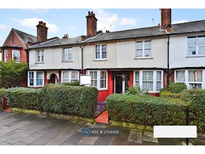 2 Bedroom Terraced House To Rent In Risley Avenue, London, N17
