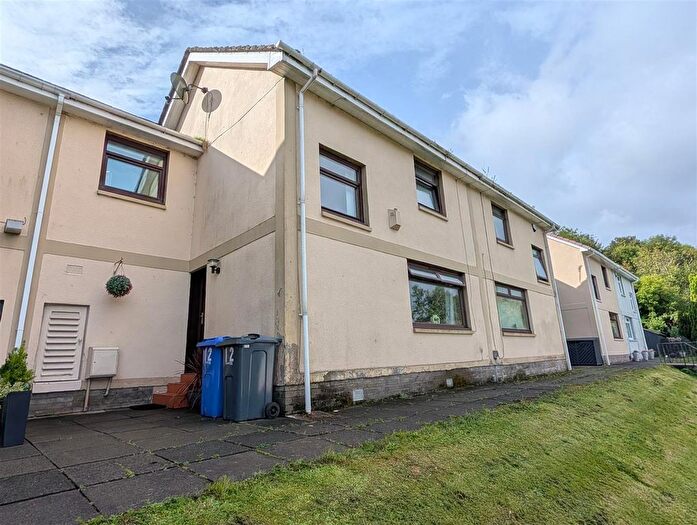3 Bedroom Terraced House For Sale In Glenhuntly Road, Port Glasgow, PA14