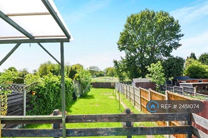 3 Bedroom Semi-Detached House To Rent In Cambridge Street, Derby, DE21