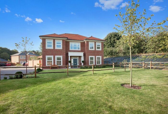 5 Bedroom Detached House To Rent In Grange Walk, Littlewick Green, Maidenhead, SL6