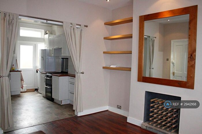 1 Bedroom Flat To Rent In Ladywell Road, London, SE13