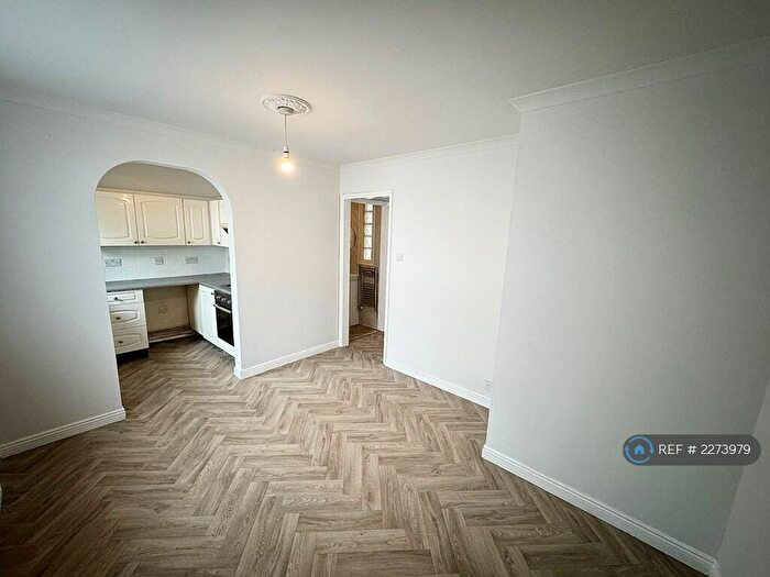 1 Bedroom Flat To Rent In Orchard Street, Newport, NP19