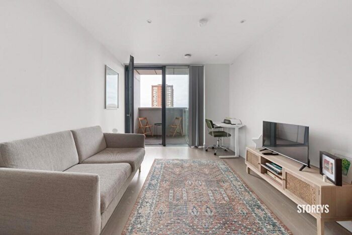 1 Bedroom Apartment To Rent In Carriage House, City North Place, London, N4