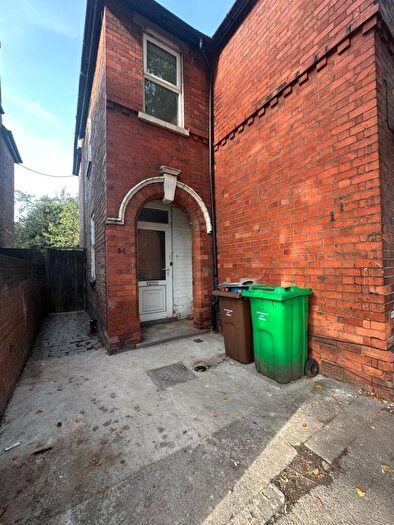 5 Bedroom Detached House To Rent In Beeston Road, Nottingham, NG7