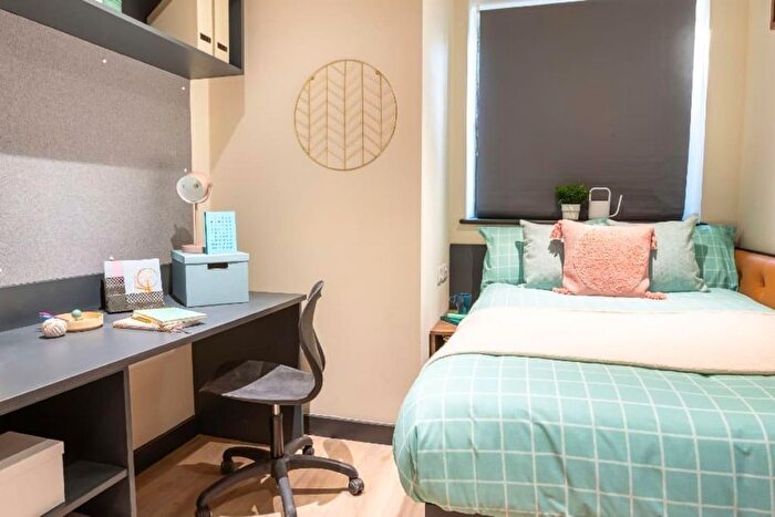 1 Bedroom Flat To Rent In Hollingdean Road, Brighton, BN2