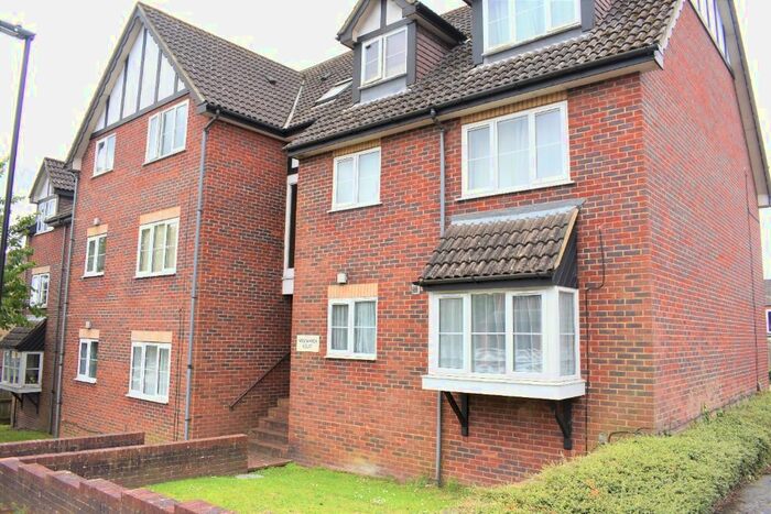 1 Bedroom Flat To Rent In Westmarch Court, Kitchener Road, Portswood, Southampton SO17