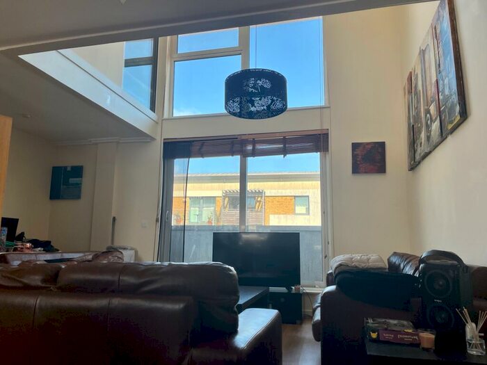 3 Bedroom Apartment To Rent In Blackmore Court, BN1