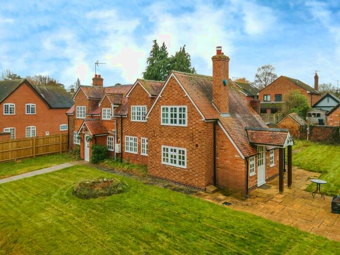 4 Bedroom Detached House For Sale In Back Lane, Birdingbury, Warwickshire, CV23
