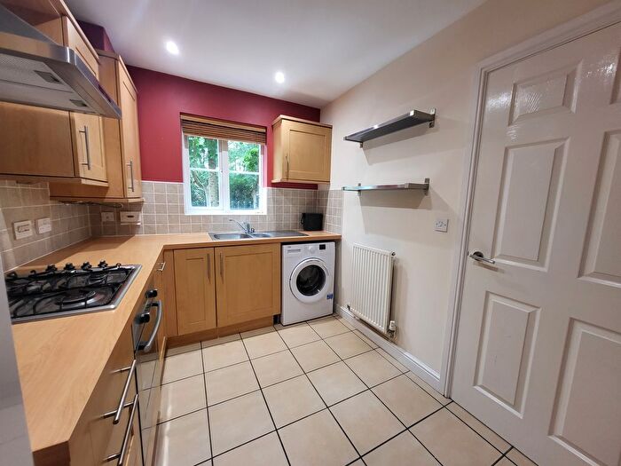 3 Bedroom Terraced House To Rent In Eastbury Way, Swindon, SN25