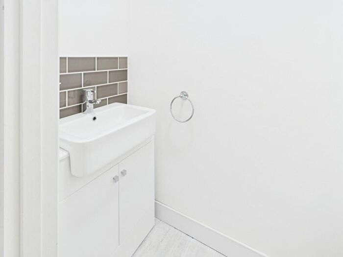 3 Bedroom Terraced House For Sale In The Guelders, Purbrook, PO7