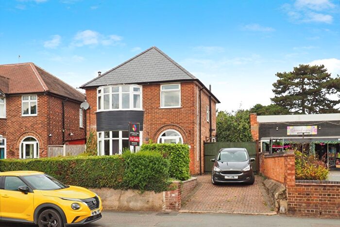 3 Bedroom Detached House For Sale In High Road, Chilwell, Beeston, Nottingham, NG9