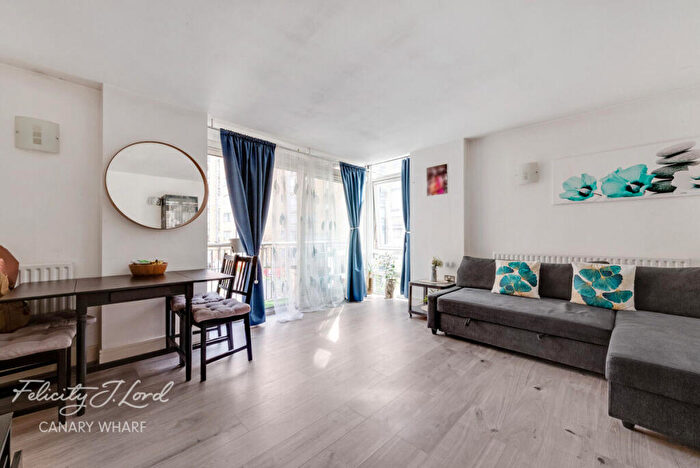 1 Bedroom Apartment For Sale In Nash House, Cassilis Road, London, E14