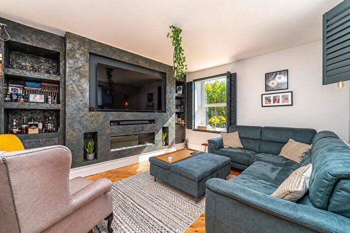 2 Bedroom End Of Terrace House For Sale In Prince Street, Bacup, Lancashire, OL13