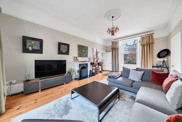 5 Bedroom Detached House For Sale In Dulwich Wood Avenue, West Dulwich, SE19