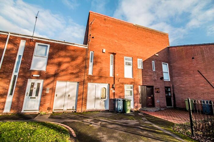 3 Bedroom Terraced House For Sale In Beverley Court, Concord, Washington, Tyne And Wear, NE37
