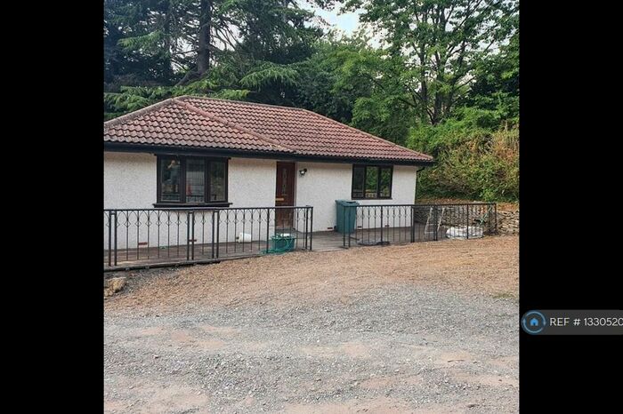 2 Bedroom Bungalow To Rent In Long Down Lane, Epsom Downs, KT17