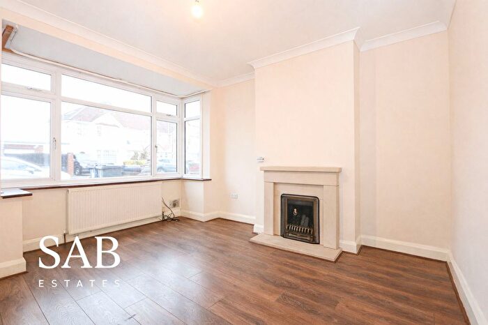 3 Bedroom Semi Detached House To Rent In Ascot Gardens, Southall, UB1