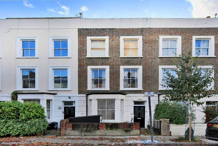 4 Bedroom Flat To Rent In Alexander Road, Upper Holloway, N19
