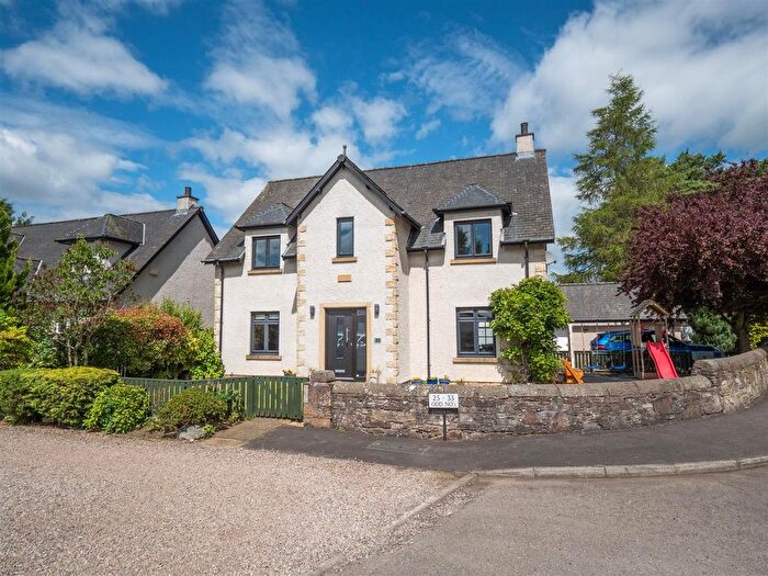 4 Bedroom Detached House For Sale In Druids Park, Murthly, PH1