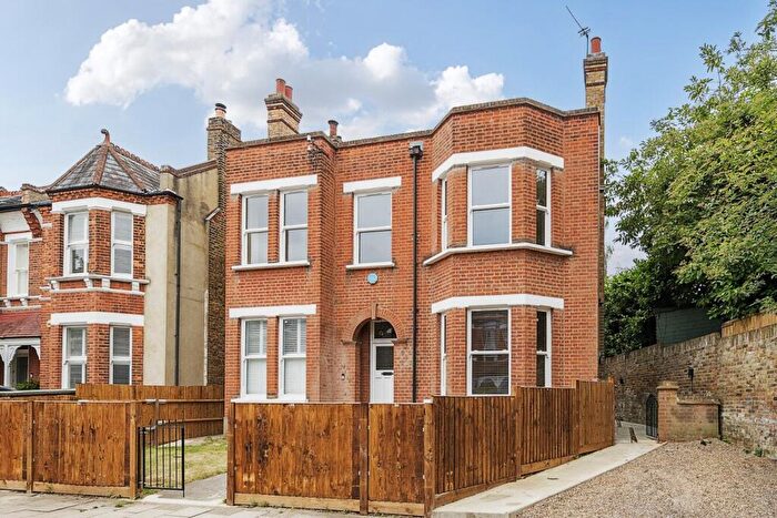 3 Bedroom Maisonette For Sale In Bevington Road, Beckenham, BR3