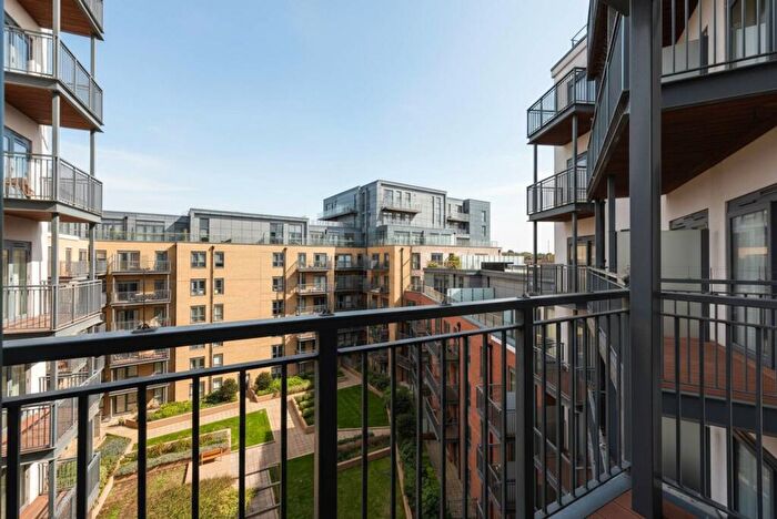 2 Bedroom Flat To Rent In Aerodrome Road, Colindale, London, NW9