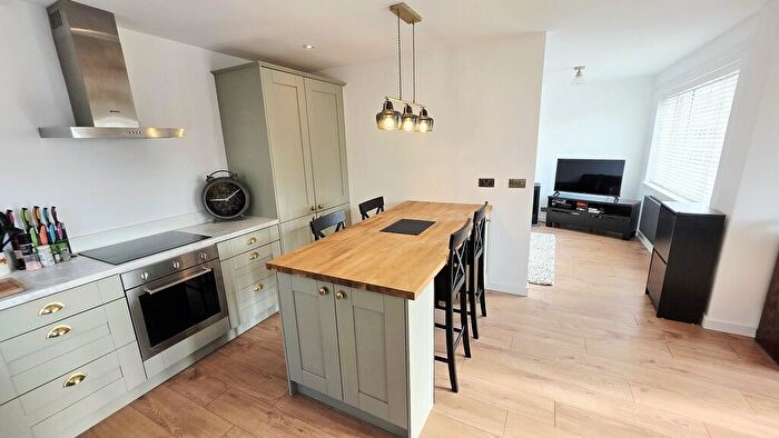 2 Bedroom Semi-Detached Bungalow For Sale In Bridgewater Close, Brackley, NN13