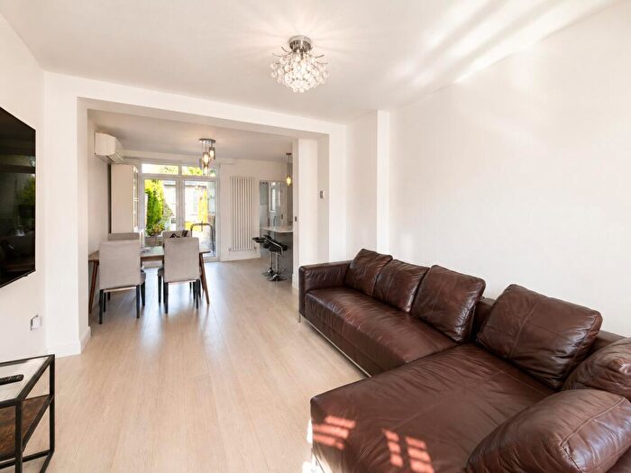 3 Bedroom House To Rent In Meadow Way, Wembley, HA9