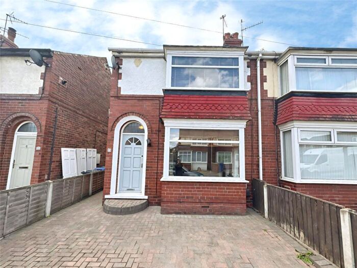 2 Bedroom Semi-Detached House To Rent In Beech Grove, Warmsworth, Doncaster, South Yorkshire, DN4